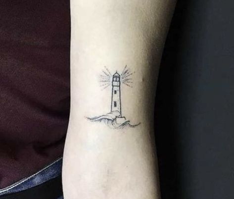 Lighthouse Tattoo Simple Outline, Small Light House Tattoo, Minimalist Lighthouse Tattoo, Light House Tattoo, 24 Tattoo, Trad Tattoos, Boat Tattoo, House Tattoo, Lighthouse Tattoo