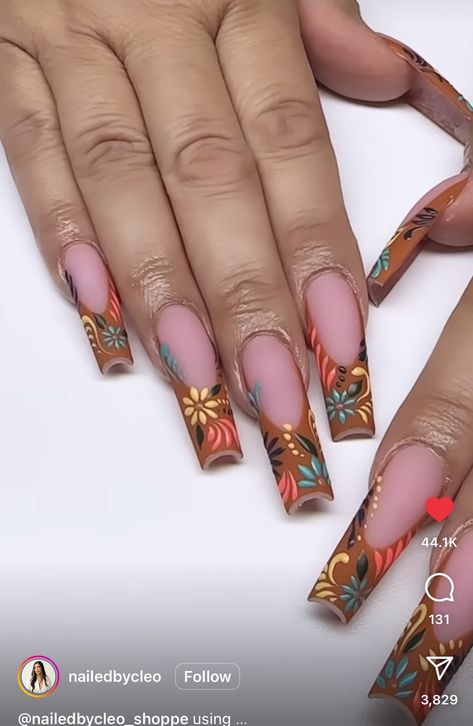 Mexican Clay Pot Nails, Hispanic Heritage Nail Design, Nail Art Mexican Design, Mexican Pattern Nails, Hacienda Nails, Mexican Art Nails, Mexican Pottery Nails, Barro Nails, Mexican Nail Art Mexico