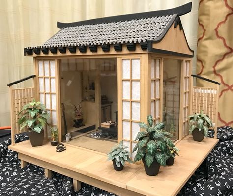 Carlene Brown: Japanese Tea House – National Association of Miniature Enthusiasts Small Traditional Japanese House, Japanese Tea House Plans, Small Japanese House, Japanese Garden Backyard, Japanese Roof, Tea House Design, Chinese Tea House, Tea Houses, Japanese Garden Landscape