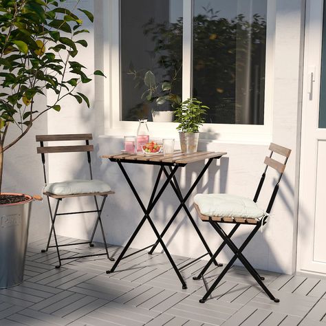 TÄRNÖ Table+2 chairs, outdoor, black-brown stained black/gray-brown stained black/light brown stained, Kuddarna beige - IKEA Balcon Mic, Spanish Mission, Wooden Outdoor Furniture, Outdoor Table Tops, Chef's Kitchen, Steel Lighting, Mesa Exterior, Outdoor Seat, Ikea Family