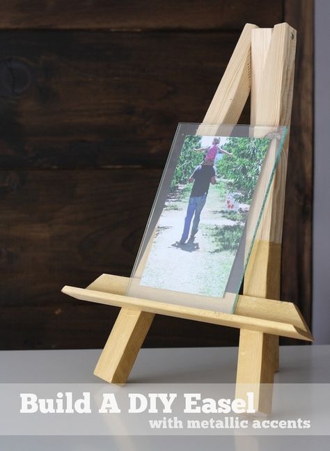 How to make an easel frame stand | Tripod Stand DIY Diy Easel, Picture Frames Standing, Tabletop Easel, Crafts For Teens To Make, Christmas Paintings On Canvas, Wood Easel, Paint Nite, Wooden Easel, Diy Picture Frames