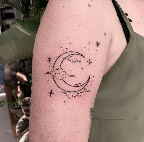 The Epitome Of Feminity: 30 Stunning Small Tattoo Ideas Clouds And Stars Tattoo, Miniature Tattoos, 16 Tattoo, Tattoo Moon, Tato Henna, Cloud Tattoo, Moon Tattoo Designs, Small Tattoo Ideas, Classy Tattoos