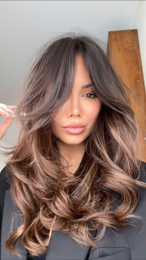 I got bangs! ✂️ what are we thinking? IM OBSESSED 😍 thank you @luke_edwardsandco - you are the best! 👏👏 @_edwardsandco | Instagram Pia Muehlenbeck Hair, Caroline Flack Hair, Pia Muehlenbeck, Hairstyle Ideas For Long Hair, Cute Hairstyle Ideas, Ideas For Long Hair, Caroline Flack, Colour Hair, Im Obsessed