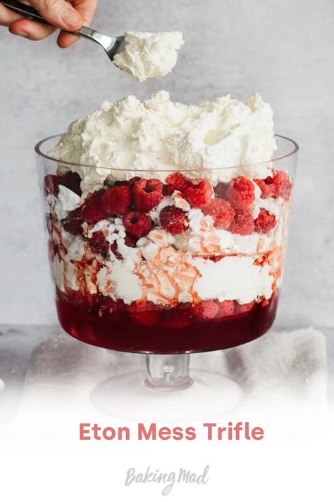 Trifle Dessert Recipes, Desserts In A Glass, Eton Mess, Dried Raspberries, Trifle Recipe, British Food, Classic Desserts, Trifle, Sweets Desserts