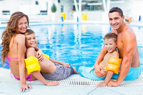 Family Swimming Pool, Family Pool Photoshoot, Swim Photoshoot, Swimming Pool Photography, Family Playing, Cute Family Pictures, Family Swimming, Pool Photography, 2024 Family