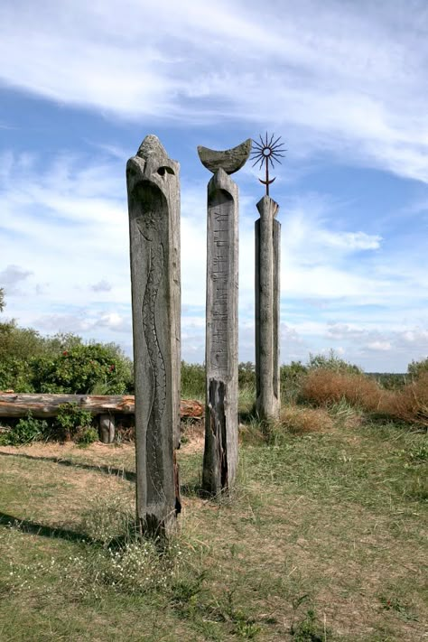 The Žemaitiu alka shrine features a wooden figure dedicated to Austėja, the pagan goddess of bees Baltic Paganism, Pagan Statues, Pagan Shrine, Shaman Aesthetic, Lithuanian Culture, Slavic Paganism, Bee Goddess, Traditional Witchcraft, Pagan Goddess