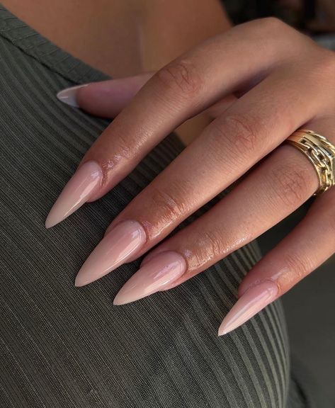 Maquillage On Fleek, Classy Acrylic Nails, Almond Acrylic Nails, Soft Nails, Nails Black, Abstract Designs, Neutral Nails, Square Acrylic Nails, Fire Nails