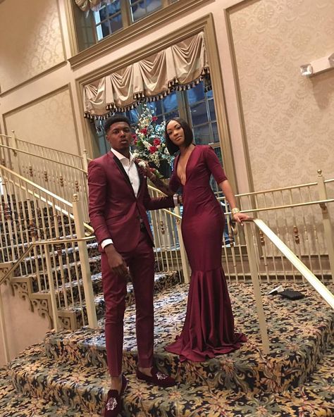 Burgundy Prom Couple, Burgundy Mermaid Prom Dress, Burgundy Prom Dress Mermaid, Red Satin Prom Dress, Prom Tux, Prom 2k17, Prom Dress Short, Prom Goals, Prom Tuxedo