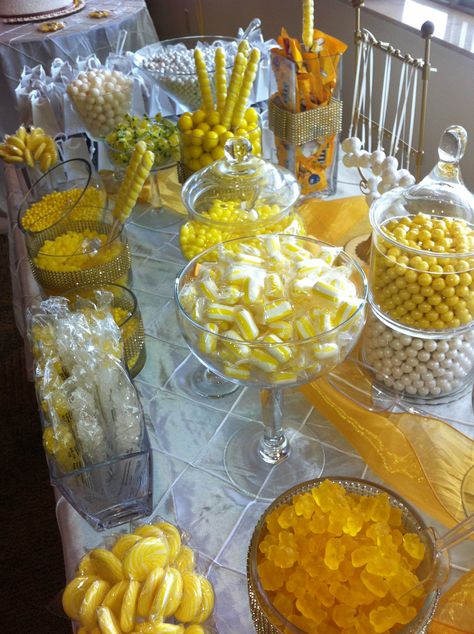 Candy Yellow Candy Table Ideas, Yellow Birthday Decoration Ideas, Sunshine Candy Table, Yellow Theme Sweet 16, Bee Candy Table, Yellow Snacks Party, Yellow Birthday Ideas, Sunshine Bday Theme, Yellow 16 Birthday Party