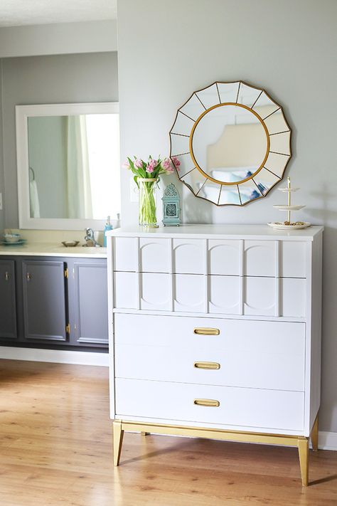 My 5 Favorite Gray Paint Colors Behr Silver Feather, Behr Gray Paint, Behr Gray, Small House Tour, Big Bedroom, Top Paint Colors, Behr Marquee, Mom Kitchen, New Paint Colors