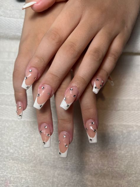 French Tip With Rine Stone, French Nails With Stones, Ombre Nail Polish, Long Fingernails, Natural Ombre, Stripped Nails, Bright Nails, Star Nails, Clear Nails