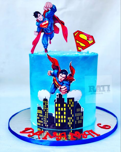 Superman Birthday Party Cake, Superman Cake Design, Superman Cake Topper, Superman Birthday Cake, Superman Cake, Superman Birthday Party, Spiderman Cake Topper, Superman Cakes, Cake Designs For Kids