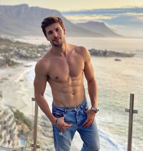 Vladimir Pelikh shared a post on Instagram: “Hard life 🙌🏼 • • #capetown #capetownsunset #capetownsouthafrica #beyourself #modelsworld…” • Follow their account to see 1,051 posts. Chest Reference, Handsome Male Models, Gym Guys, Male Fitness Models, Professional Men, Ricky Martin, Denim Jeans Men, Casual Stylish, Shirtless Men