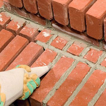 Finishing Steps With Mortared Brick Brick Driveway, Diy Curb Appeal, Brick Steps, Brick Laying, Patio Steps, Brick Walkway, Brick Garden, Exterior Stairs, Patio Wall