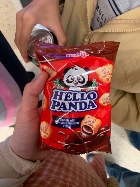 Hello Panda, School Snacks, Chocolate Flavors, Chip Bag, Crackers, Biscuits, Snack Recipes, Chips, Snacks