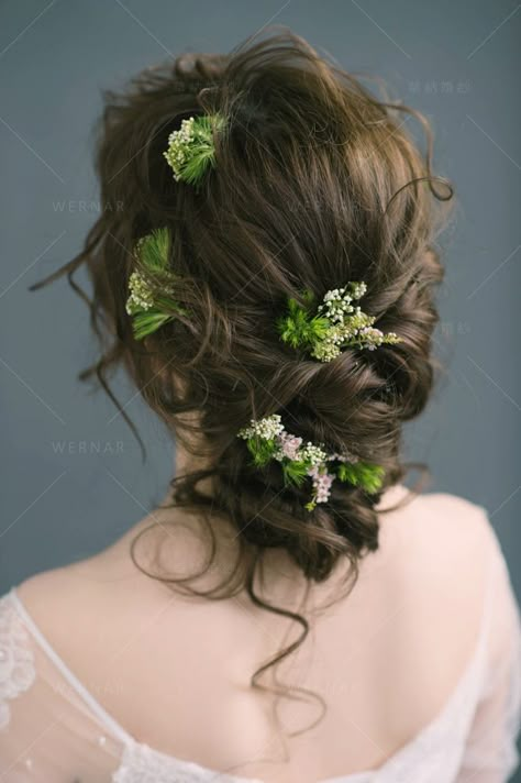 #Weddings #Weddingsphotography #Hairstyle http://molding.wswed.com/molding_home/hair.html Fairytail Wedding Hairstyles, Fairy Style Hair Hairstyles, Nordic Wedding Hairstyles, Lotr Wedding Hair, Irish Wedding Hair, Wedding Hair Fairytale, Cottagecore Wedding Hair, Forest Wedding Hairstyles, Celtic Wedding Hair