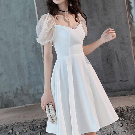 White Formal Dress Short, White Dress Short Formal, White Prom Dress Short, White Homecoming Dress, Prom Dress White, Chinese Fancy Dress, Clothing Pattern Design, White Dress Formal, White Homecoming Dresses