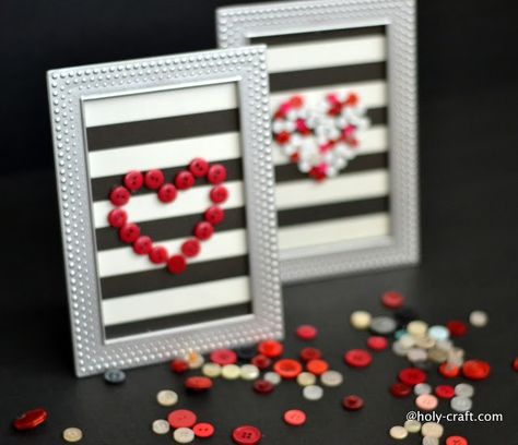 Pretty Valentine button art with scrap book paper and 1.00 frames Diy Valentine's Day Decorations, Valentine Picture, Heart Shaped Valentines, Button Frames, Cute Valentines Day, Valentines Day Decor, Valentines Decor, Diy Valentines Decorations, Crafts For Adults