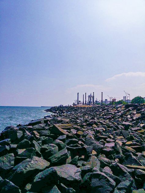 Have you been to Rock Beach, Pondicherry? This was the period when I was studying at SRM University in Chennai. As you all know how much I love the waves, sunrise and sunset. Sitting on the rocks on the beach, when the water touches your feet, is a very luxurious feeling. That's why I like to sit in front of the sea. Le Café is the perfect place to eat near the beach. In front of the beach is the statue of Mahatma Gandhi. #hikenavigator #rockbeach #india #pondydiaries Rock Beach Pondicherry, Pondicherry Travel, Vacay Pics, Career Books, Mens Photoshoot, Rock Beach, Sunrise And Sunset, Dslr Background, Famous Beaches