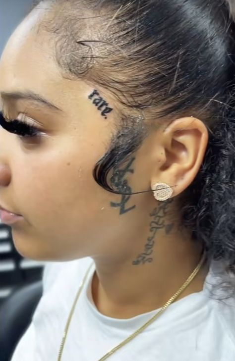 Ear Tattoos Black Women, Rare Neck Tattoo, Under Chin Tattoos Women, Back Of The Neck Tattoos, Back Of Neck Tattoos, Back Of Neck Tattoo, Neck Tattoos, Cute Tattoos For Women, Neck Tattoo