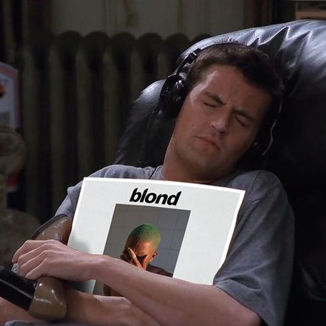 frank ocean, blond, blonde, ivy, nikes, solo, close to you Frank Ocean, A Man, Headphones, Blonde, Reading, Instagram