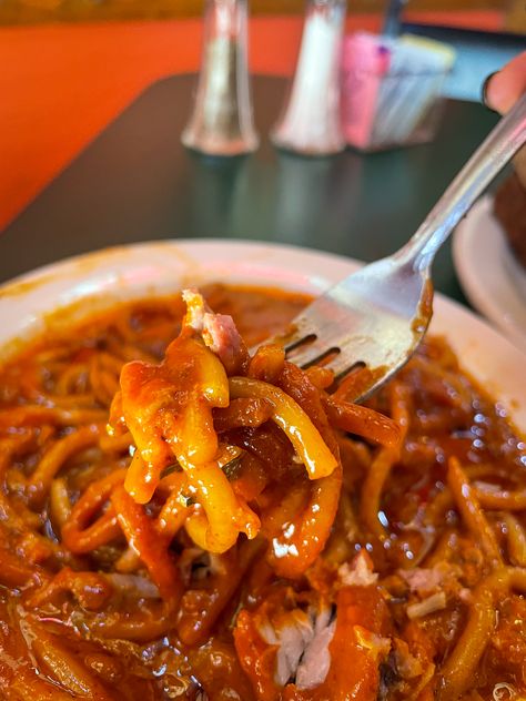 Bbq Pork Pasta, Barbecue Spaghetti Recipe, Pulled Pork Spaghetti, Bbq Noodles, Barbecue Spaghetti, Bbq Pork Mac And Cheese, Memphis Bbq Sauce, Bbq Spaghetti, Memphis Bbq