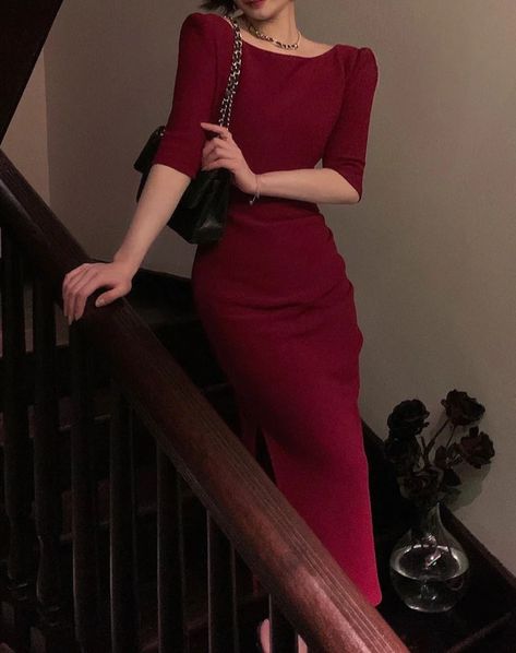 Slim Bodycon Dress, Red Bodycon Dress, White Long Sleeve Dress, Bodycon Fashion, Bodycon Midi, Solid Clothes, Midi Dress Bodycon, Looks Vintage, Flowing Maxi Dress