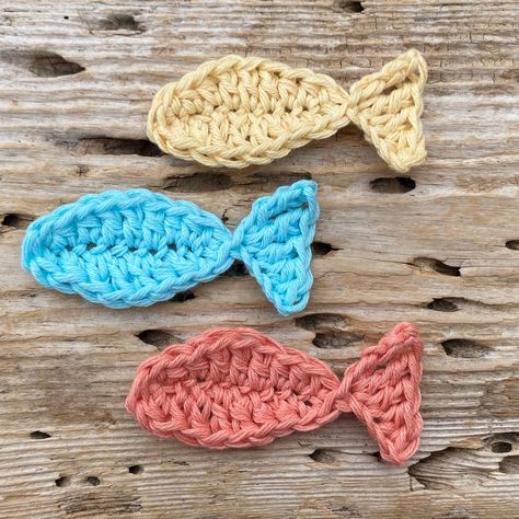 Crocheted Fish, Nautical Crochet, Appliques Au Crochet, Crochet Fish Patterns, World Ocean Day, Crochet Applique Patterns Free, Crochet Fish, Ocean Day, Fish Pattern