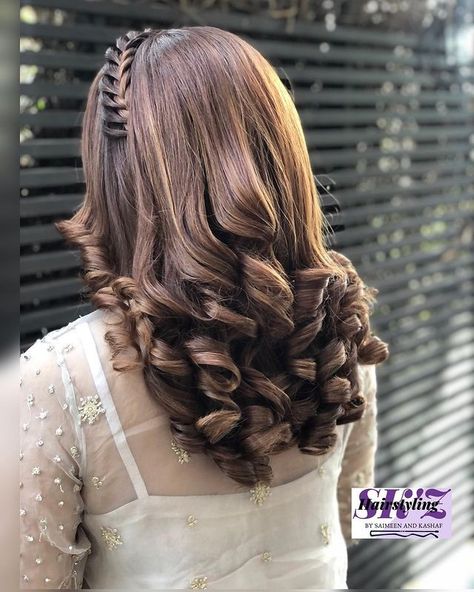 #party hairstyle, hairstyle, hairstyle ideas, Simple Hairstyles For Short Hair, Hair Fall Oil, Hair Stail, Party Hairstyle, Open Hair, Easy Updo, Hairstyle Hairstyle, Short Hair Hairstyles, Side Braid Hairstyles