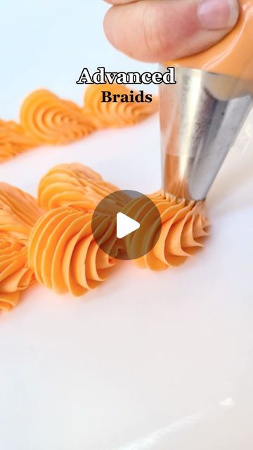 Lily Vanilli Bakery, London on Instagram: "If you’re ready to take your piping technique up a notch, here are a few advanced techniques to try out using the same nozzles. 

Remember that practice is made easier with our practice sheets in our bio! 

#PipingTechniques #CakeDesign #BeginnerBaker #ButtercreamPiping" Ruffle Piping Techniques, Cake Nozzles Piping Tips, Cake Piping Ideas, Piping Techniques Cake, Cake Piping Techniques, Cake Nozzles, Bakery London, Piping Nozzles, Cupcake Decorating Tips