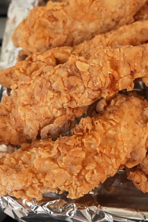 Crispy Chicken Fingers Fried, Korean Fried Chicken Tenders, Korean Fried Chicken Recipe Crispy, Crispy Korean Fried Chicken, Cj Eats, Fowl Recipes, Korean Fried Chicken Recipe, Undercooked Chicken, Spicy Fried Chicken