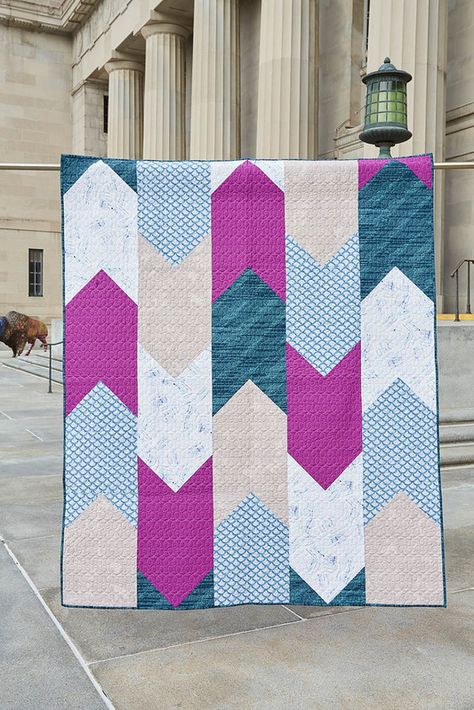 Bookmark Quilt by Amanda Castor of Material Girl Quilts Lover Of Books, Girl Quilts Patterns, Girl Quilts, Big Block Quilts, Quick Quilt, Lap Quilts, Beginner Quilt Patterns, Windham Fabrics, Girls Quilts