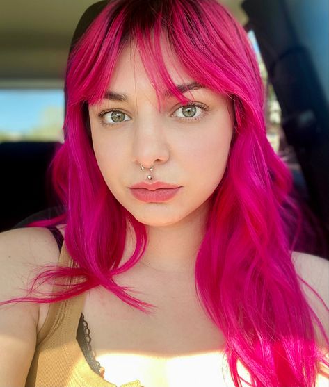 Virgin Pink Hair Arctic Fox, Arctic Fox Virgin Pink, Goth Hairstyles, Fox Hair Color, Ruffles Potato Chips, Magenta Hair, Arctic Fox Hair Color, Fox Hair, Hot Pink Hair