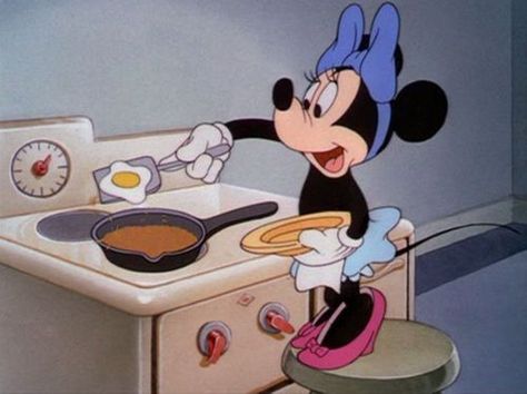 For my Laila who looooooooves pancakes! Miki Mouse, Cooking In The Kitchen, Retro Disney, Art Disney, Old Disney, Pinturas Disney, Disney Aesthetic, Old Cartoons, Mickey Mouse And Friends