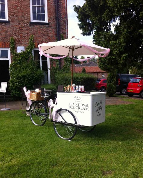 The Wedding Ice Cream Tricycle - Tilly The Tricycle Ice Cream Bike, Bike Cart, Italian Ice Cream, Ice Cream Business, Ice Cream Stand, Ice Cream Cart, Diy Ice Cream, Ice Cream Van, Comfort Bike