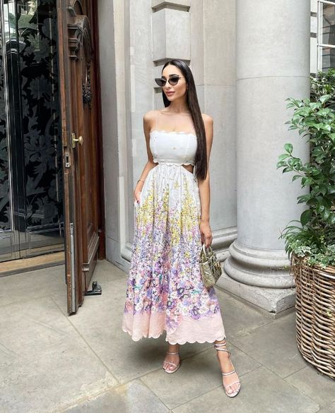 Alizey Mirza, Suits You, Capsule Wardrobe, Cute Dresses, High Low Dress, Influencer, Strapless Dress, Valentine's Day, Dress Up