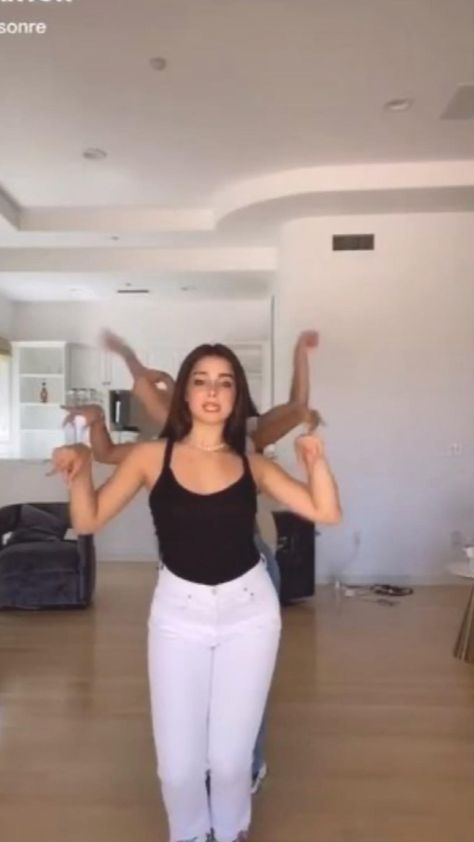 Dancing Tutorials, Tik Tok Music, Perfect Sisters, Hip Hop Dance Videos, Best Friends Whenever, Cool Dance Moves, Cool Dance, Dance Music Videos, Addison Rae