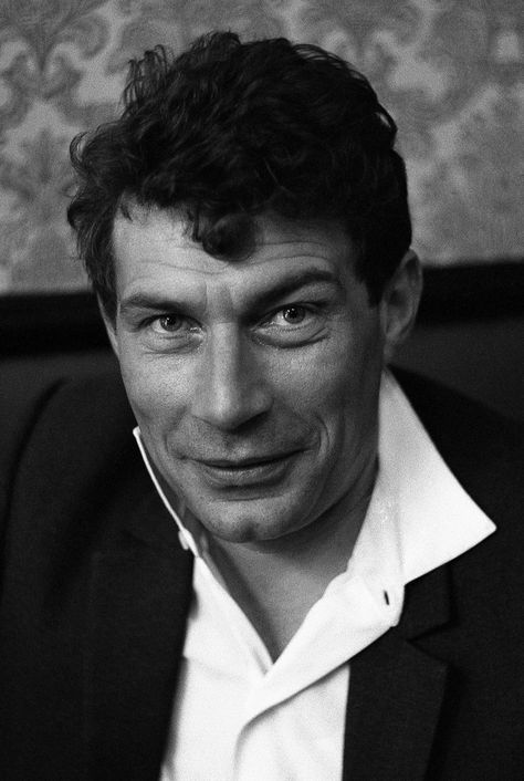 John Berger in London, 1966. Photograph: Libby Hall Frieze Magazine, John Berger, Art Criticism, Collage Design, Ways Of Seeing, People Talk, Philosophers, Interesting Faces, A Drawing