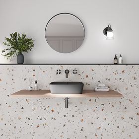 Terrazzo Backsplash Bathroom, Terrazzo Flooring Bathroom, Terrazzo Toilet, Terrazzo Floor Bathroom, Terrazzo Tile Bathroom, Terrazzo Bathroom Floor, Terrazzo Bathroom Design, Bathroom Ceiling Panels, Glass Tile Bathroom