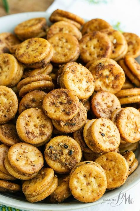 Ritz Bits, Snack Crackers, Snack Mix Recipes, Summer Corn, Boat Food, Cracker Snacks, Lake Food, Cracker Recipes, Corn Salad