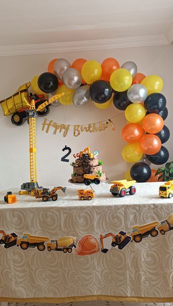 Happy Birthday Construction, Excavator Birthday Party, Construction Truck Birthday Party, Construction Birthday Party Food, Construction Birthday Cake, Construction Theme Birthday Party, Construction Theme Party, Simple Birthday Party, 2nd Birthday Boys