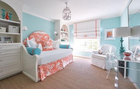 Defining Style with Designer Ashley Goforth - Southern Home Magazine Turquoise Girls Bedroom, Turquoise Teen Bedroom, Girls Bedroom Teal, Turquoise Bedroom Decor, Blue Teen Girl Bedroom, Bedroom Turquoise, Daybed Design, Orange Bedroom, Teen Bedroom Designs