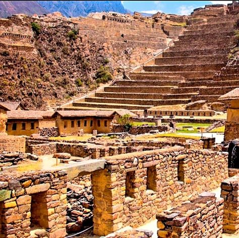 Ollantaytambo Architecture Styles, Machu Picchu Peru, Machu Picchu, Grand Canyon, Peru, Natural Landmarks, Architecture, Travel, Nature