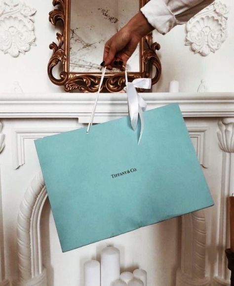 Tiffany Blue 🩵 #bybelthelabel Breakfast At Tiffany's Aesthetic, Tiffany Blue Wallpapers, Korean Girl Style, Boujee Aesthetic, Aesthetic Board, K Fashion, No Rain, Breakfast At Tiffanys, Luxury Aesthetic