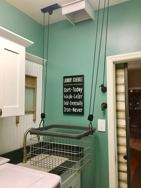 Using a bicycle pulley the laundry basket comes down to be emptied from the laundry chute. Laundry Lift System, Diy Laundry Chute Ideas, Laundry Pulley System, Laundry Shoot Catcher, Laundry Chute Catcher, Laundry Chute In Wall, Diy Laundry Chute, Diy Laundry Shoot, Laundry Shoot Ideas