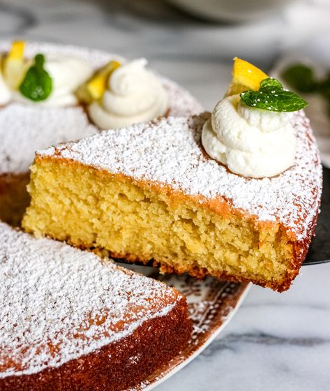 Olive Platter, Lemon Olive Oil Cake, Honey Cake Recipe, Springform Pan Cake, Lemon Olive Oil, Oil Cake, Olive Oil Cake, Baked Treats, Honey Cake