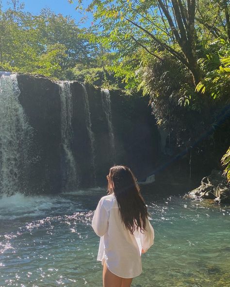 Erin Rankin on Instagram: “hana day <3” Nature Photography Poses Women, Waterfall Photo Ideas, Nature Pose Ideas, Girls Day Aesthetic, Photography With Water, Waterfall Outfit, Waterfall Picture Ideas, Waterfall Pictures, Waterfall Photo