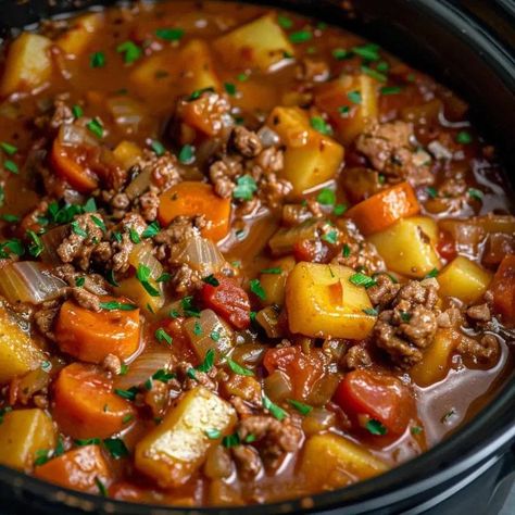 Slow Cooker Poor Man's Stew is a testament to the ingenuity of home cooking, crafted from humble beginnings. This stew, rooted in the resourcefulness of families using simple and affordable ingredients, offers a comforting and heartwarming experience. It's a dish that brings a sense of nostalgia and respect for the creativity in the kitchen during times when resources were limited. With its rich flavors and budget-friendly ingredients, this stew remains a cherished staple in many homes. It's a w Hearty Crockpot Soups, Poor Mans Stew, Slow Cooker Soup Recipes, Hamburger Stew, Crockpot Stew, Mince Recipes, Poor Man, Steamed Vegetables, Hearty Stews