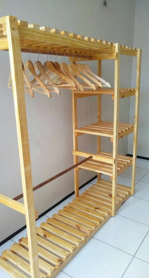 Wood Clothing Rack, Hiasan Bilik Tidur, Pallet Furniture Bedroom, Patio Diy, Kraf Diy, Room Design Bedroom, Storage Design, Printable Diy, Diy Pallet Furniture