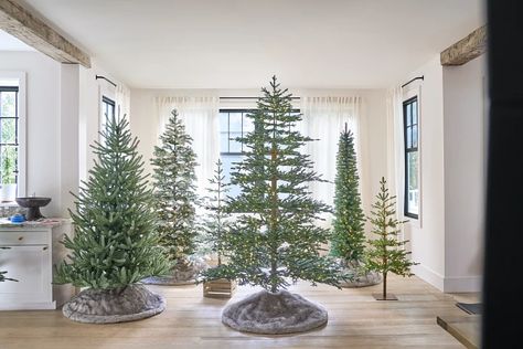 How to Choose the Right Christmas Tree Height | Balsam Hill Christmas Tree Size Guide, Christmas Tree Height Guide, Christmas Tree Height, Artificial Christmas Tree Stand, Pencil Tree, Realistic Christmas Trees, Slim Tree, Pencil Trees, Ideas Regalos